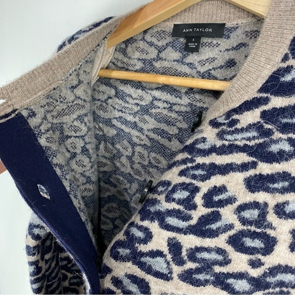 Ann Taylor Merino Wool Alpaca Leopard Print Blend Button Down Sweater Cardigan - Picture 6 of 6